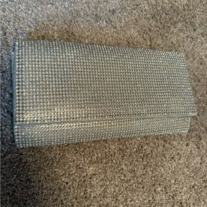 Glamorous Silver Rhinestone Clutch